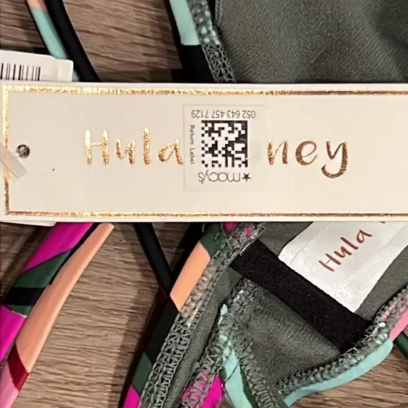 Macy’s NWT Junior’s Tropical Hula Honey Bikini Top Size XS Strappy Crisscross - Picture 11 of 16